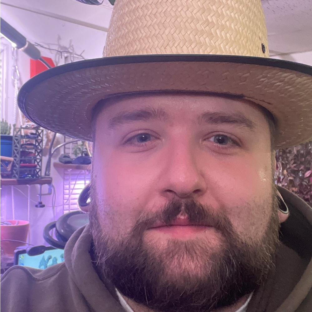 Meet your Posher, Zachary